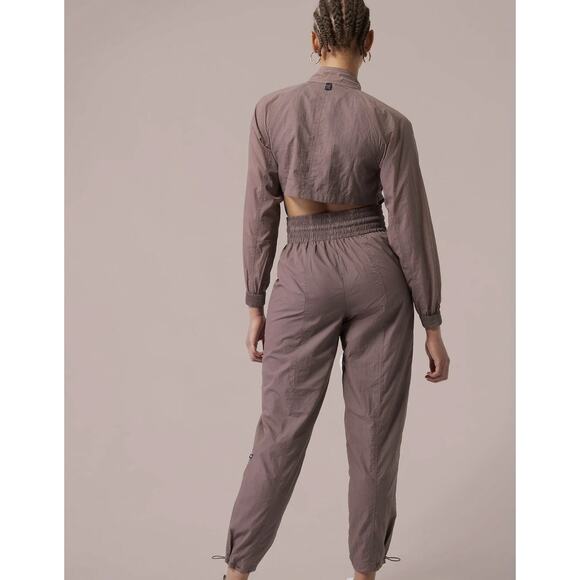 Athleta X Alicia Keys Women's Brown Cocoa Utility Jumpsuit Size 0 - Picture 2 of 9